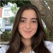 Uno de mis principales objetivos como profesora de inglés es desarrollar las competencias comunicativas de mis estudiantes.